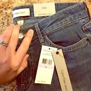 Calvin Klein ankle skinny jeans size 6 NWT